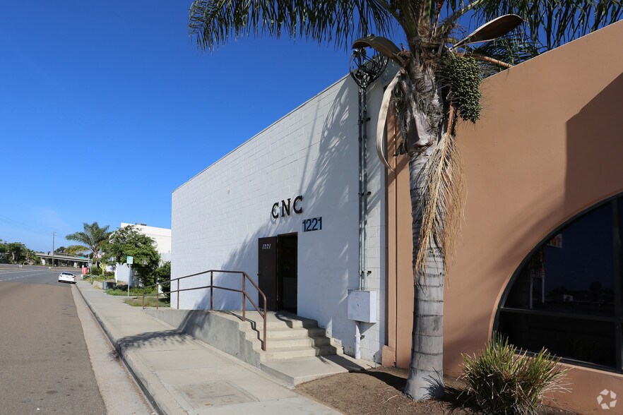 1221 W Morena Blvd, San Diego, CA 92110