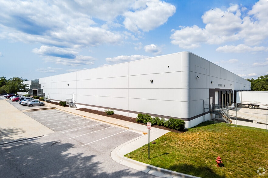 521 McCormick Dr, Glen Burnie, MD for sale - Building Photo - Image 1 of 1