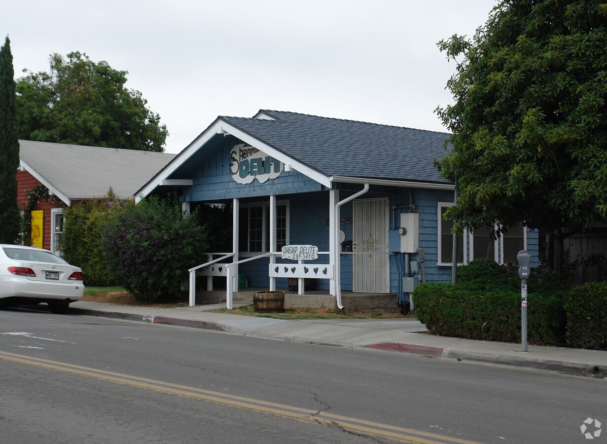 818 Fort Stockton Dr, San Diego, CA 92103 Property Record