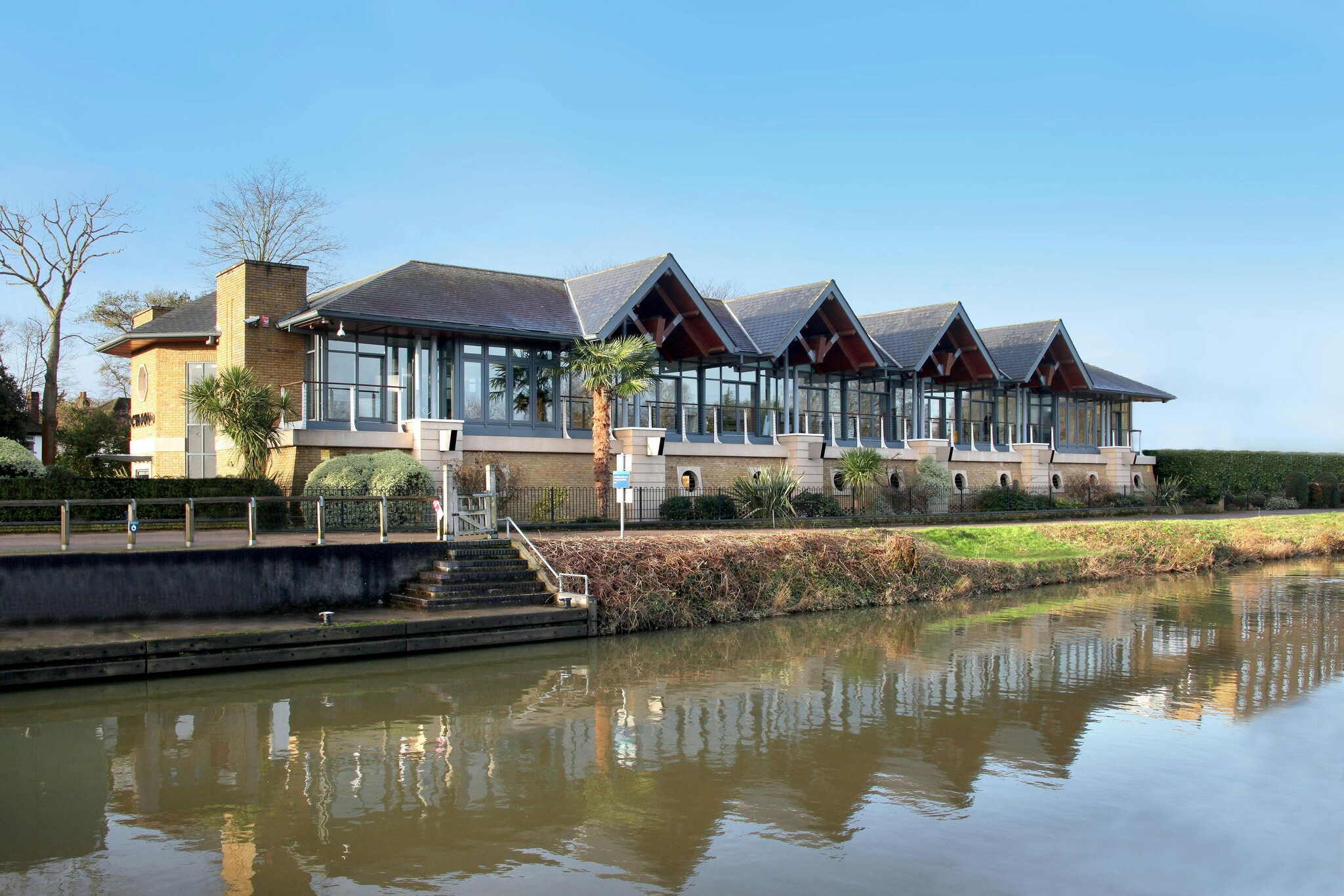 Hurst Rd, East Molesey for lease Building Photo- Image 1 of 9