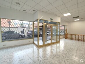 Retail in El Escorial, MAD for lease Interior Photo- Image 2 of 12