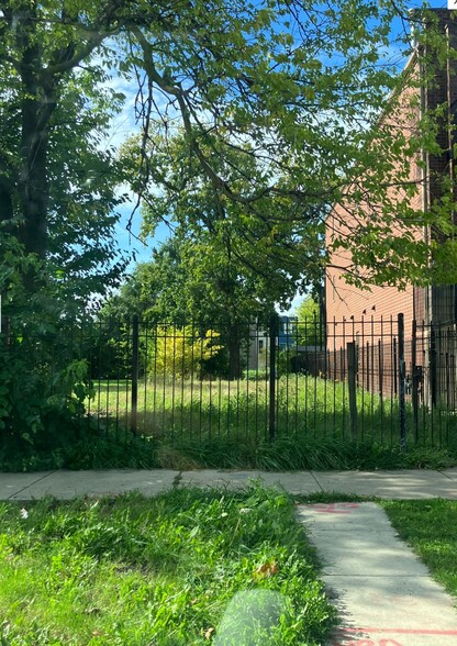 3858 Fulton, Chicago, IL for sale - Building Photo - Image 2 of 5