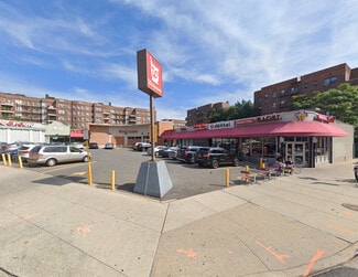 More details for 10417 Queens Blvd, Forest Hills, NY - Retail for Lease