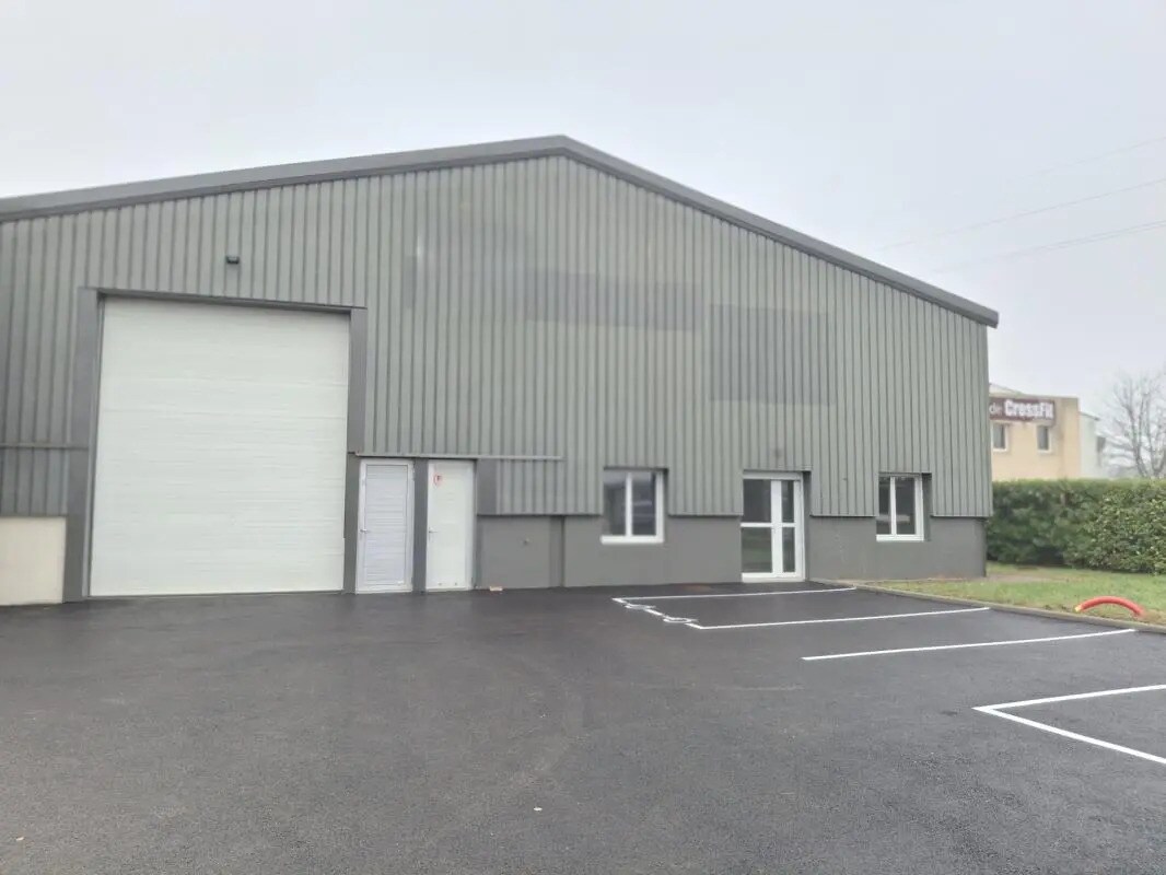 Flex in Villefranche-sur-Saône for lease Building Photo- Image 1 of 5