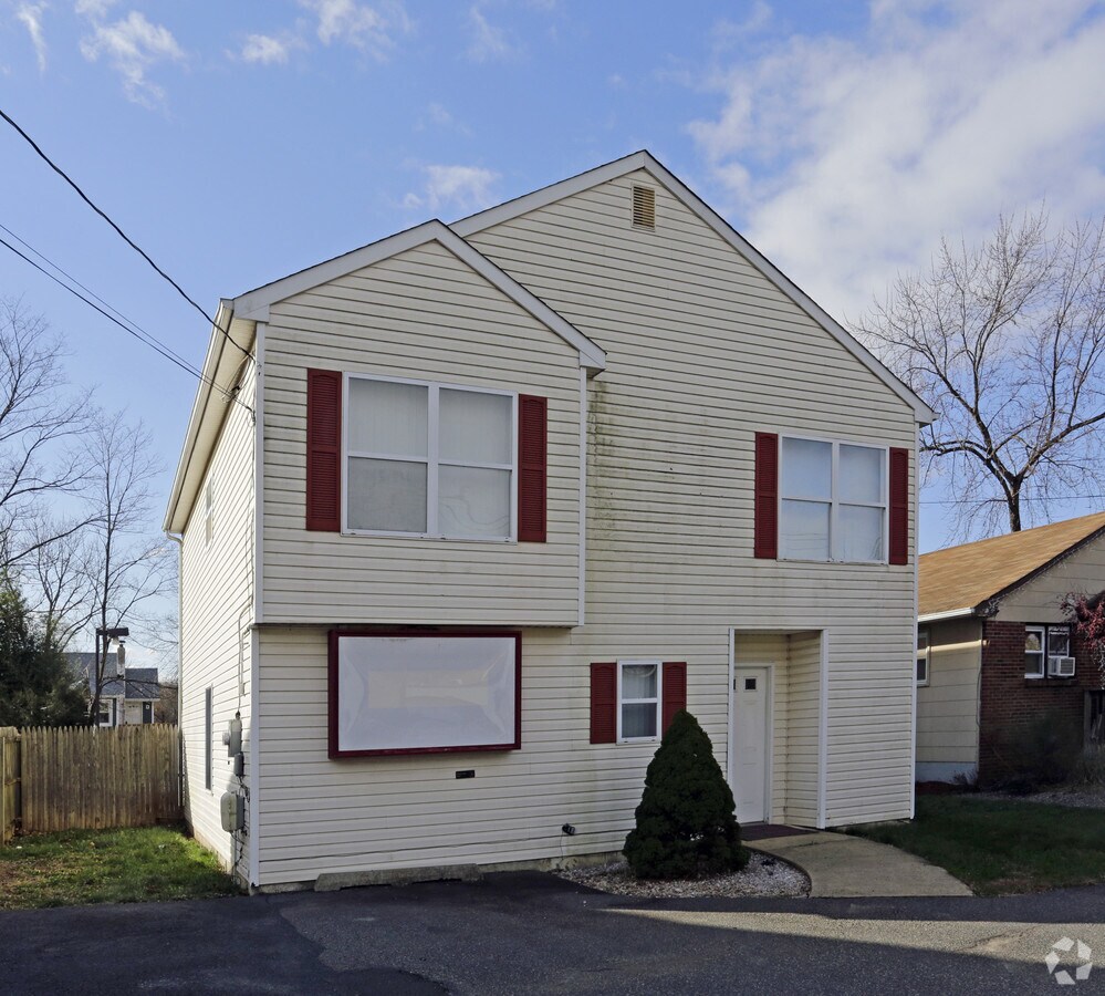 176B Buckelew Ave, Jamesburg, NJ 08831
