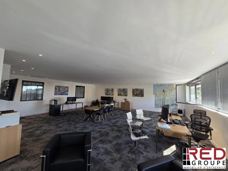 Industrial in La Ciotat for lease - Interior Photo - Image 3 of 5