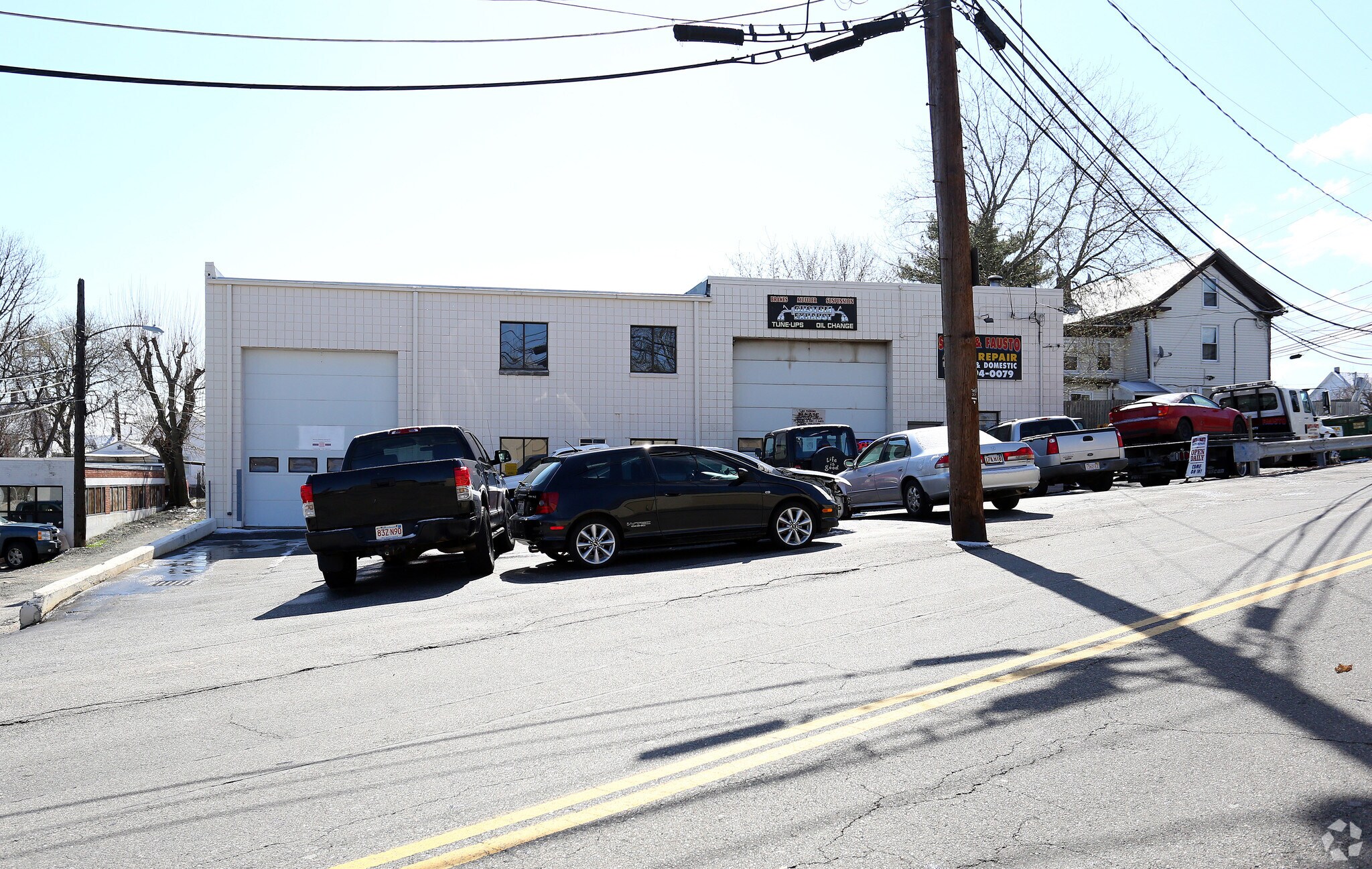 5 Elm Ct, Waltham, MA for sale Primary Photo- Image 1 of 1