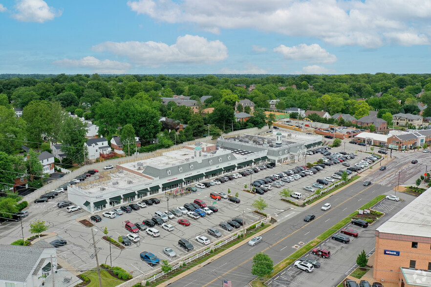 8801-8839 Ladue Rd, Saint Louis, MO for lease - Building Photo - Image 3 of 4