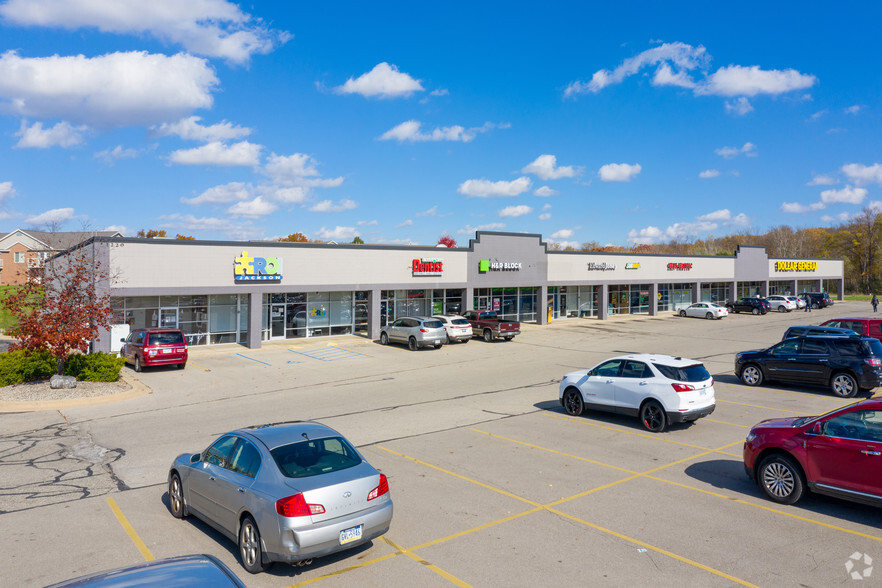 1200-1220 W Parnell Rd, Jackson, MI for lease - Building Photo - Image 3 of 5