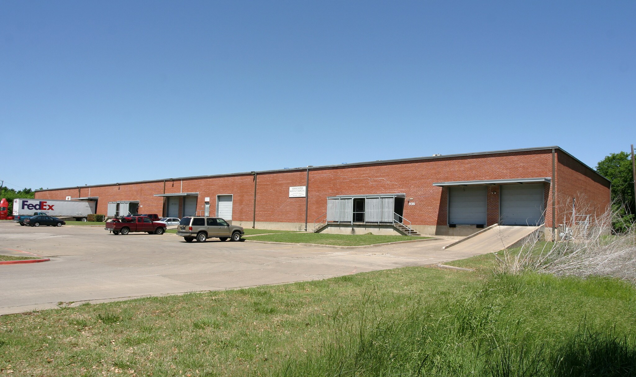 1127 E Avenue J, Grand Prairie, TX for sale Building Photo- Image 1 of 1