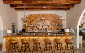 1541-1551 Ocean Ave, Santa Monica, CA for lease Interior Photo- Image 2 of 7