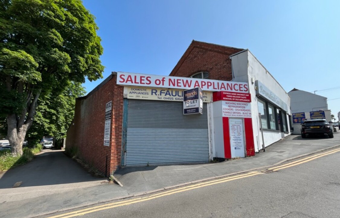 52 Stockwell Head, Hinckley for lease Building Photo- Image 1 of 4