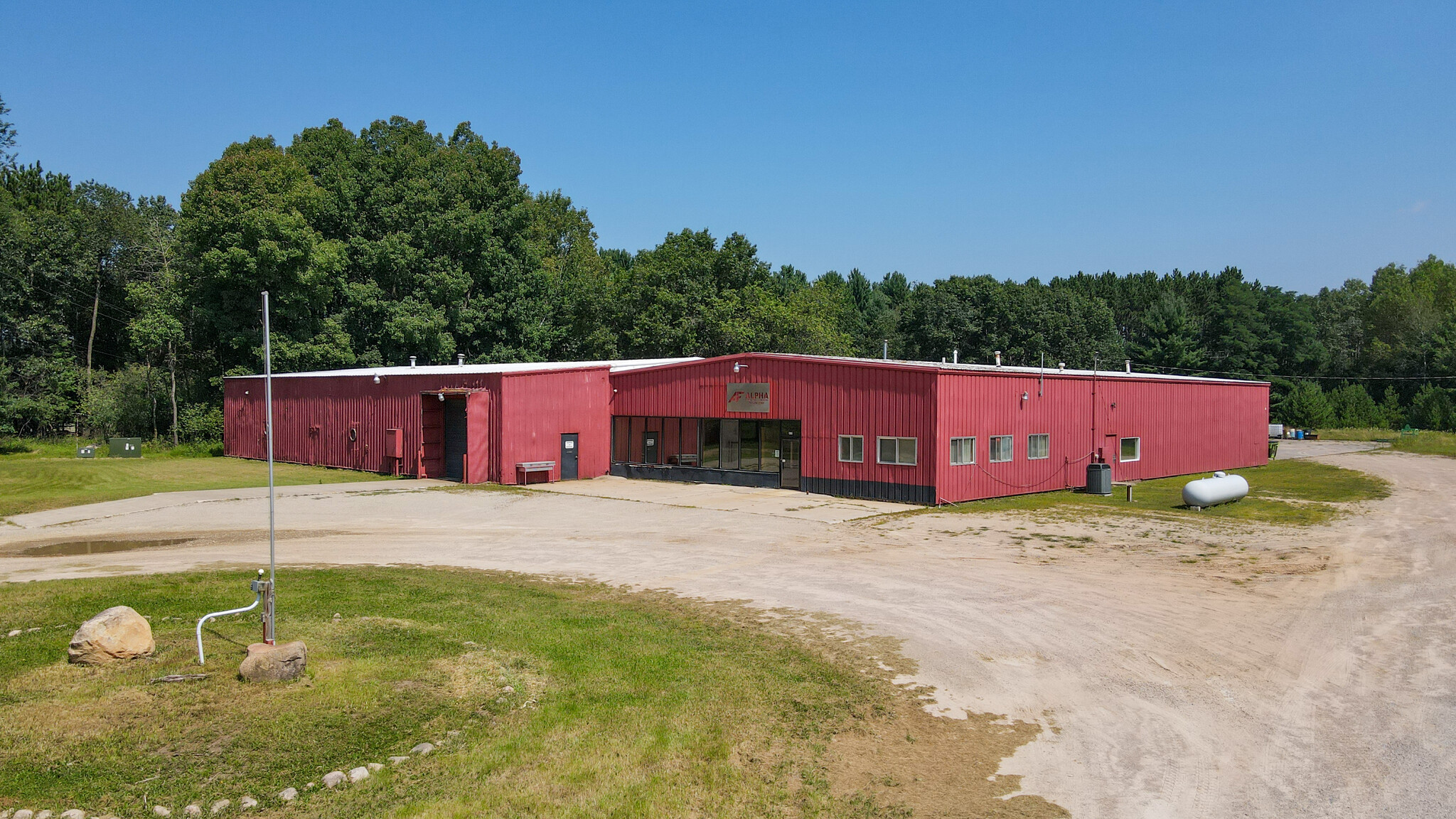 850 Bowling Ln, Waupaca, WI for sale Building Photo- Image 1 of 74