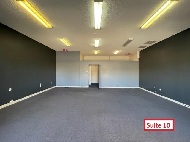 16137 Green Tree Blvd, Victorville, CA for lease - Interior Photo - Image 3 of 12