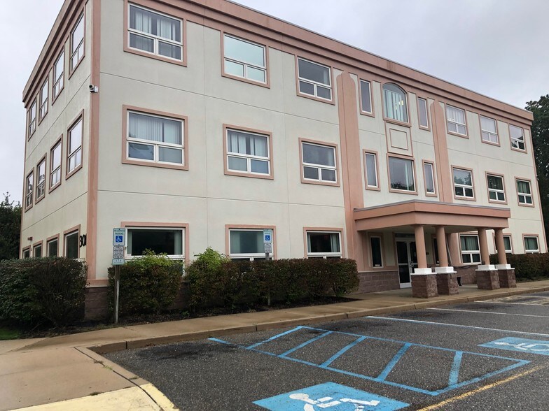 301 Lakehurst Rd, Toms River, NJ 08755