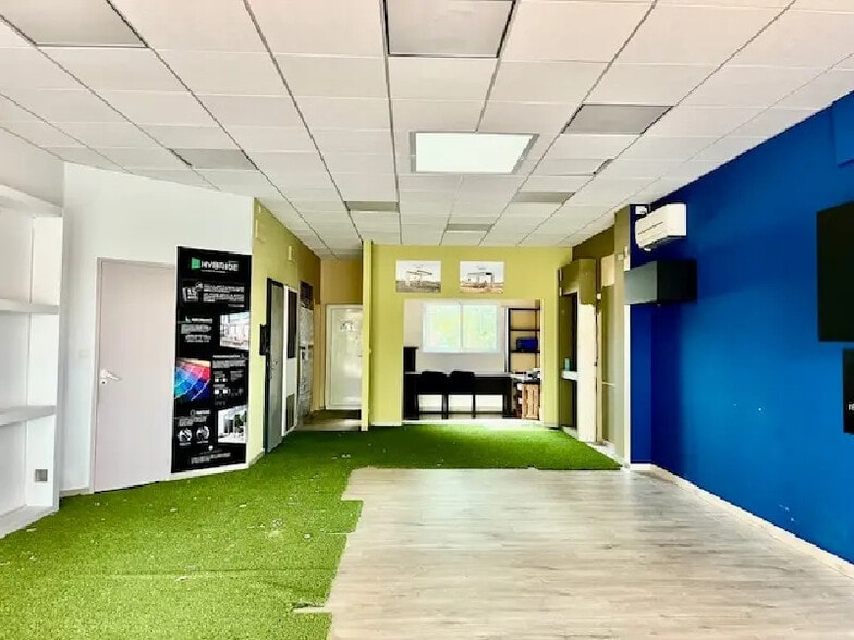 Retail in L'UNION for sale - Building Photo - Image 1 of 10