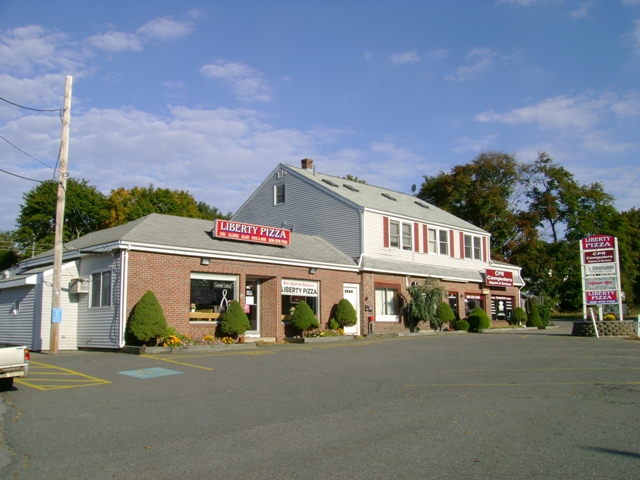 118 N Bedford St, East Bridgewater, MA for lease - Primary Photo - Image 1 of 3