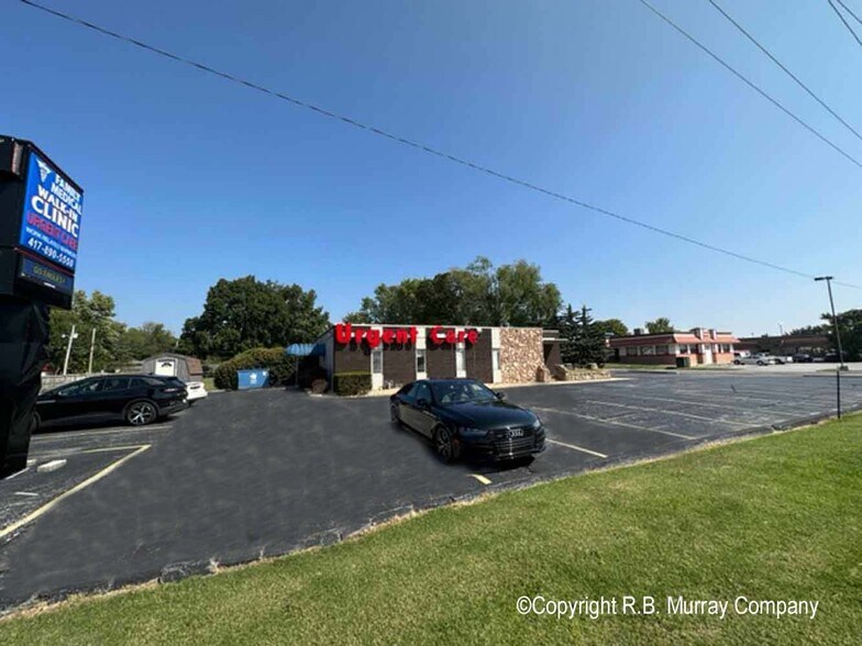 103 N Old Wilderness Rd, Nixa, MO for sale - Building Photo - Image 1 of 1