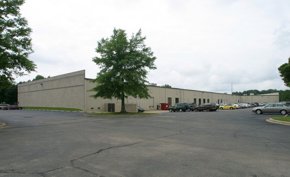4450 S Mendenhall Rd, Memphis, TN for lease - Building Photo - Image 2 of 5