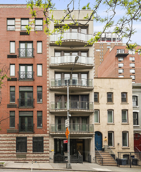 345 E 62nd St, New York, NY for sale - Building Photo - Image 1 of 6