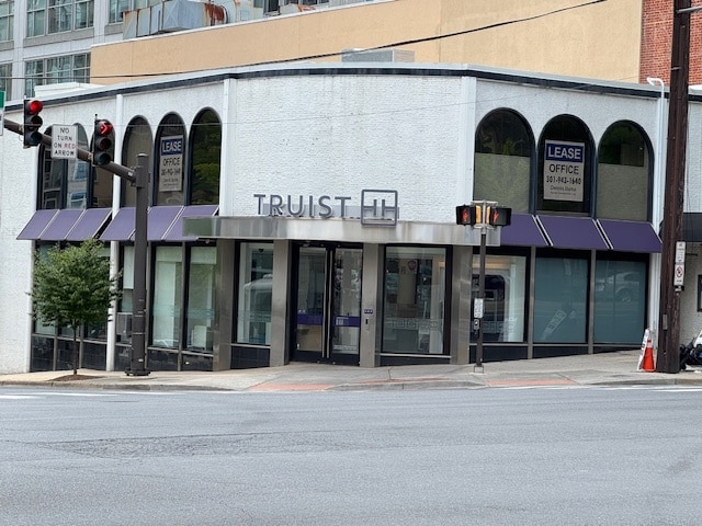 5420 Wisconsin Ave, Chevy Chase, MD for lease - Building Photo - Image 1 of 2