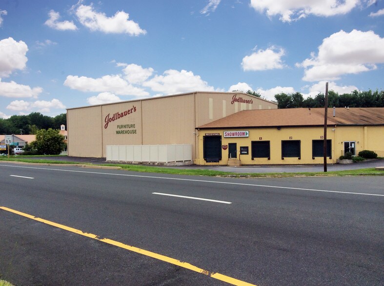 700 E Pulaski Hwy, Elkton, MD for lease - Building Photo - Image 3 of 15