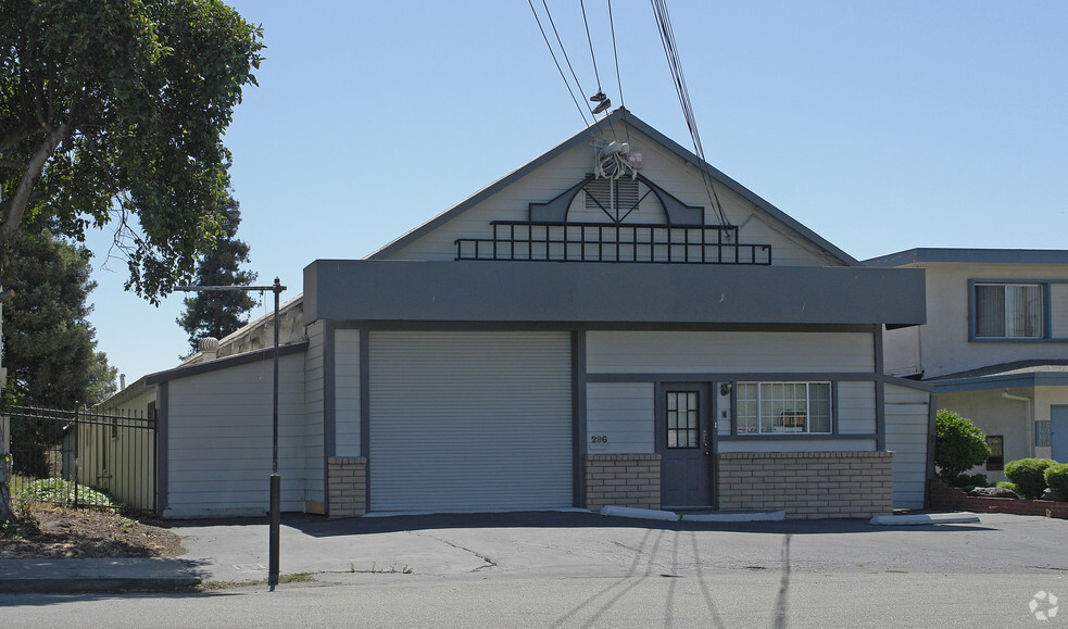 296 Albion Ave, San Lorenzo, CA for sale - Building Photo - Image 1 of 4