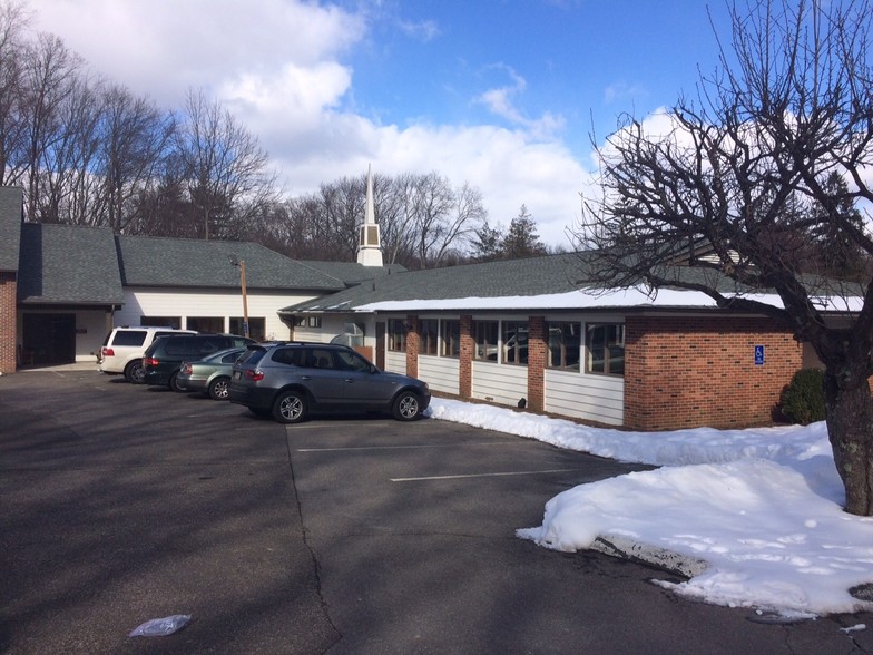 2 Scofieldtown Rd, Stamford, CT for lease - Building Photo - Image 2 of 10