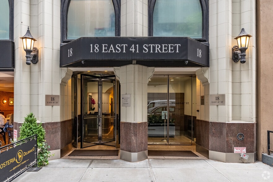18 E 41st St, New York, NY for lease - Building Photo - Image 2 of 7