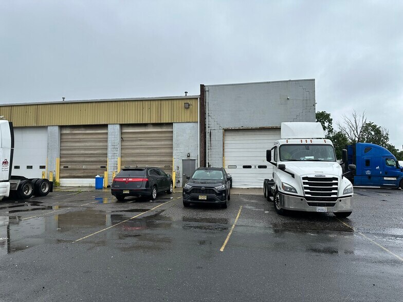 15 Frontage Rd, Hampton, NJ for sale - Building Photo - Image 2 of 10