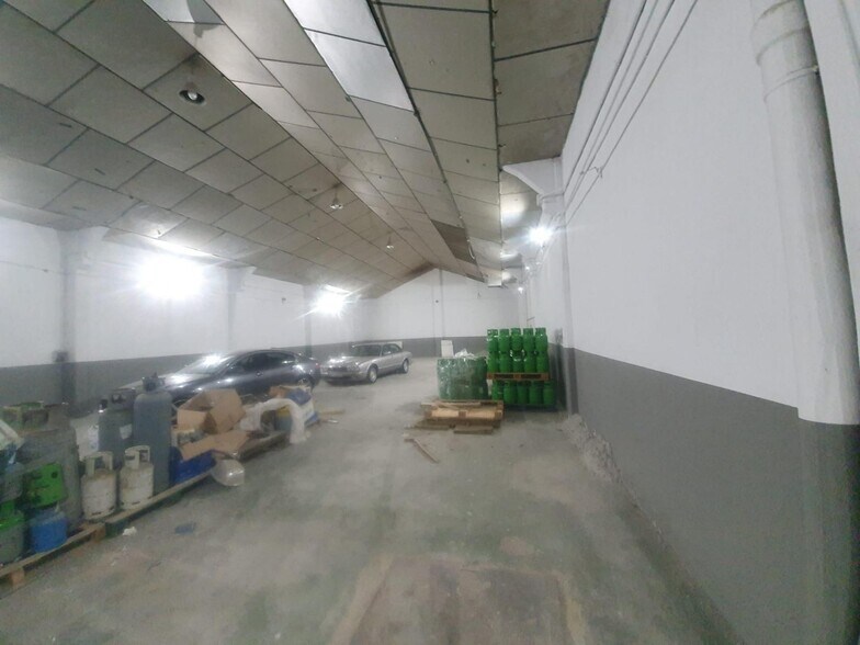 Industrial in SEVILLA for lease - Building Photo - Image 3 of 7