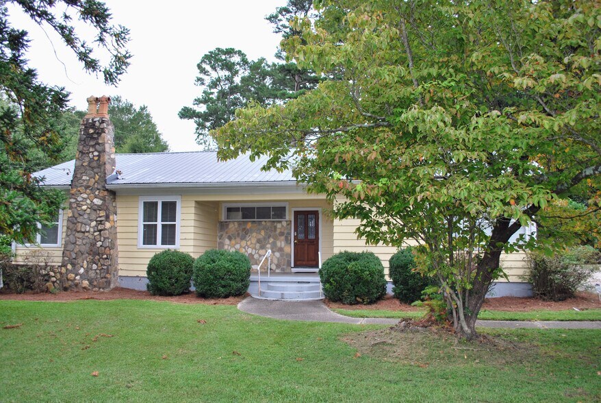 1566 Thompson Bridge Rd, Gainesville, GA for sale - Building Photo - Image 2 of 2