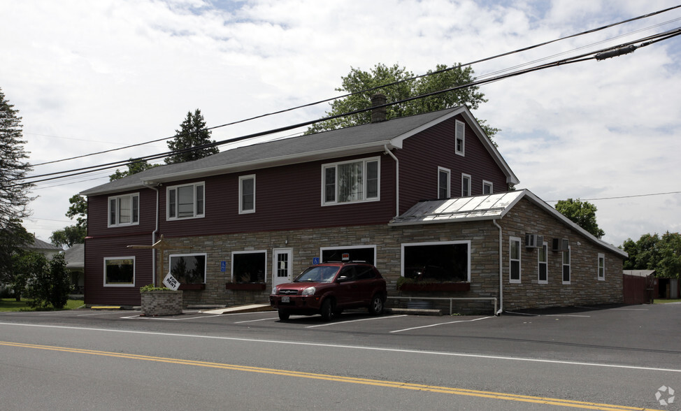 1025 W Main St, Berryville, VA for sale - Primary Photo - Image 1 of 1