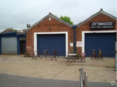 Cambridge Grove, Hove for sale - Primary Photo - Image 1 of 1