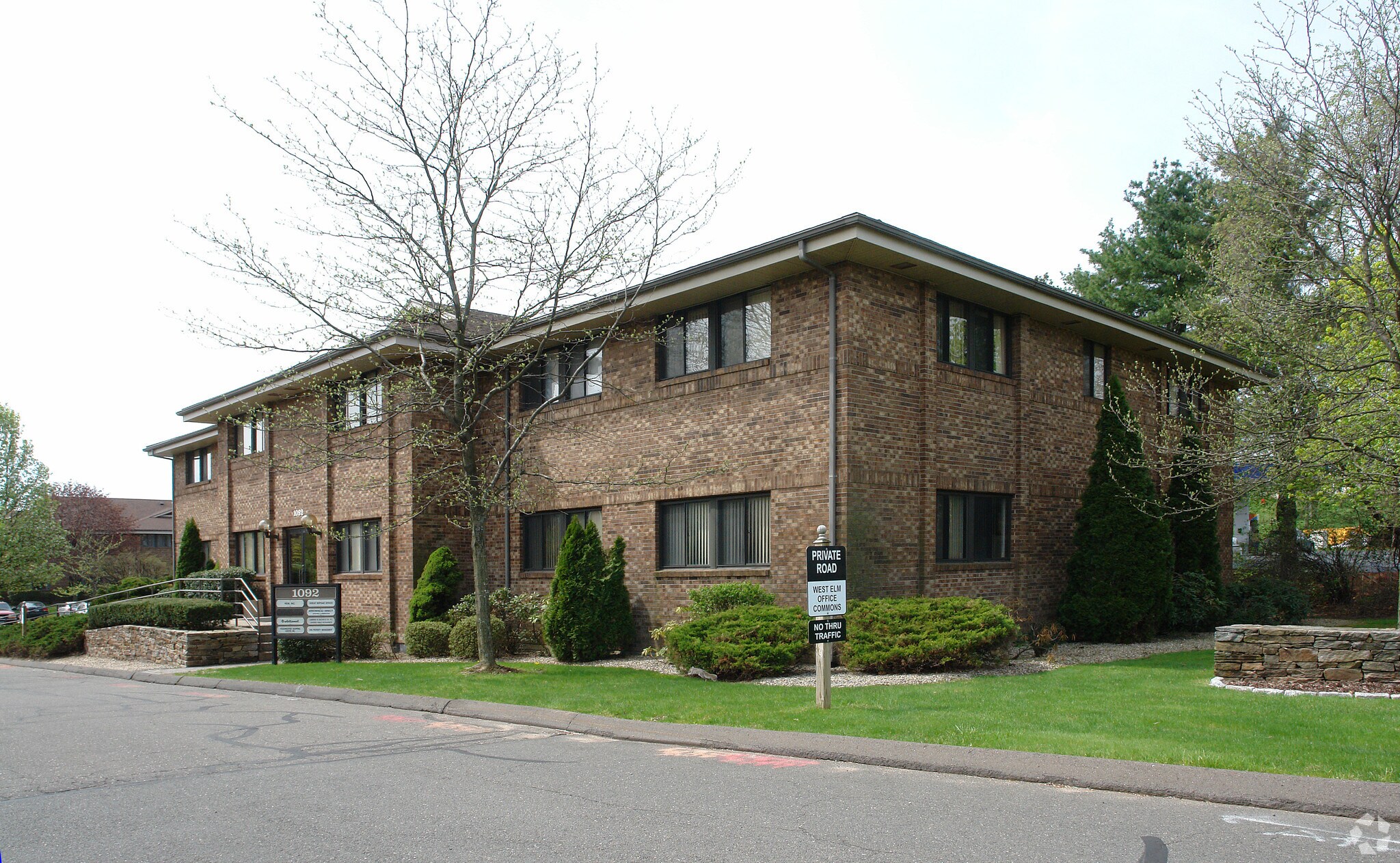 10801092 Elm St, Rocky Hill, CT 06067 West Elm Office Commons