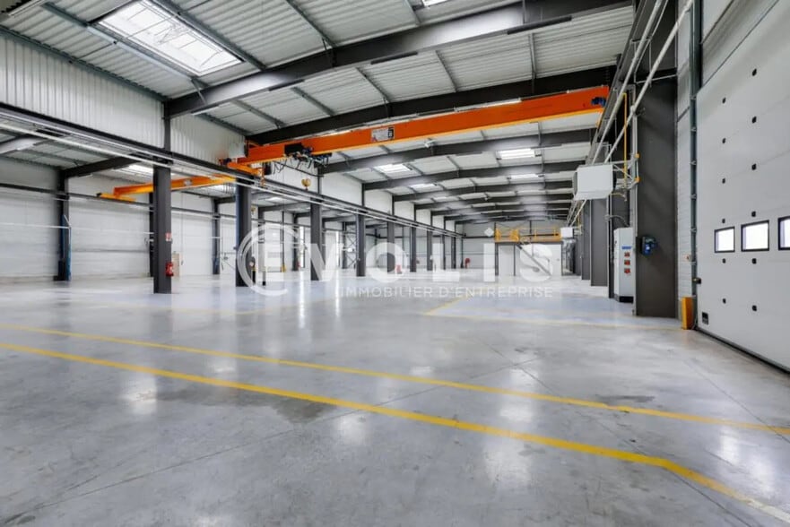 Flex in Bailly-Romainvilliers for lease - Building Photo - Image 1 of 10