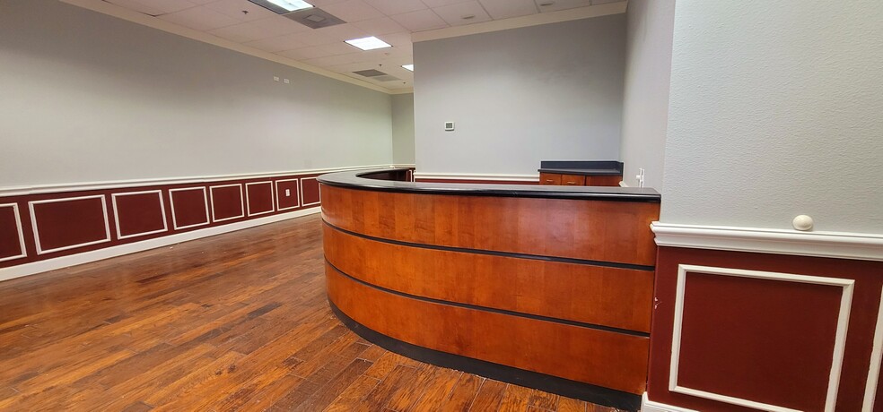 901 E Highway 90A, Richmond, TX for lease - Interior Photo - Image 3 of 18