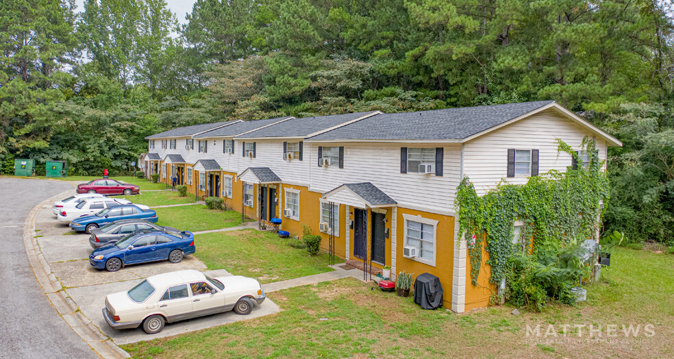 4053 Log Cabin Dr, Macon-Bibb, GA for sale - Building Photo - Image 1 of 1