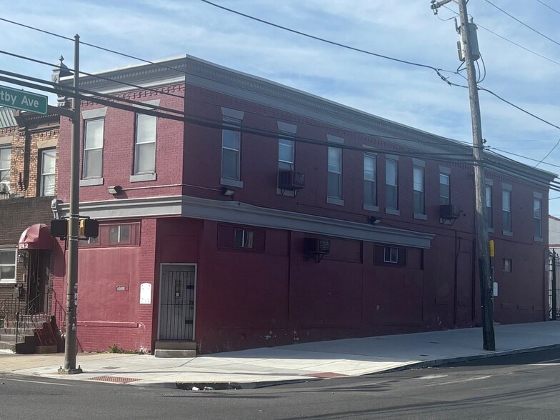 740 S 52nd St, Philadelphia, PA for sale - Building Photo - Image 2 of 9