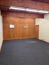 35817 Highway 58, Pleasant Hill, OR for lease Interior Photo- Image 1 of 2