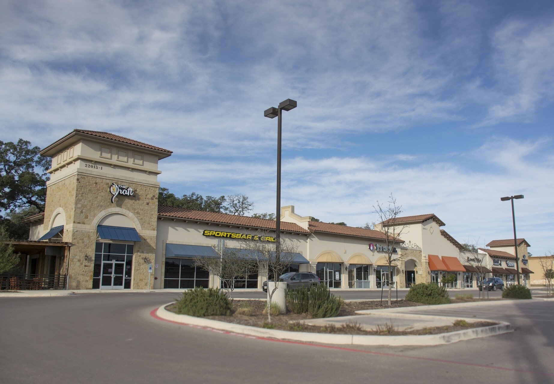 22015 IH-10 W, San Antonio, TX for sale Primary Photo- Image 1 of 1