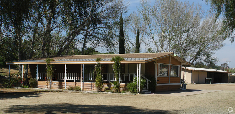 25110 Monroe Ave, Murrieta, CA for sale - Primary Photo - Image 1 of 3