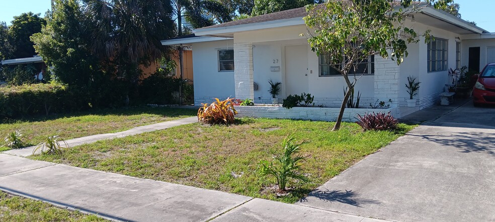 27 & 33 SW 5th St, Hallandale Beach, FL for sale - Building Photo - Image 2 of 15