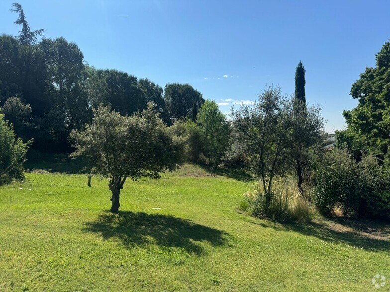 Land in Boadilla del Monte, Madrid for sale - Building Photo - Image 2 of 4