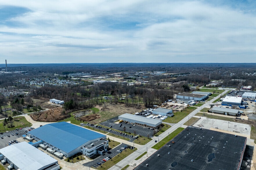 129 Marc Dr, Cuyahoga Falls, OH for sale - Aerial - Image 3 of 5