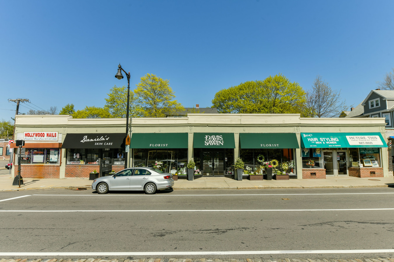 2093-2105 Centre St, West Roxbury, MA 02132 | LoopNet