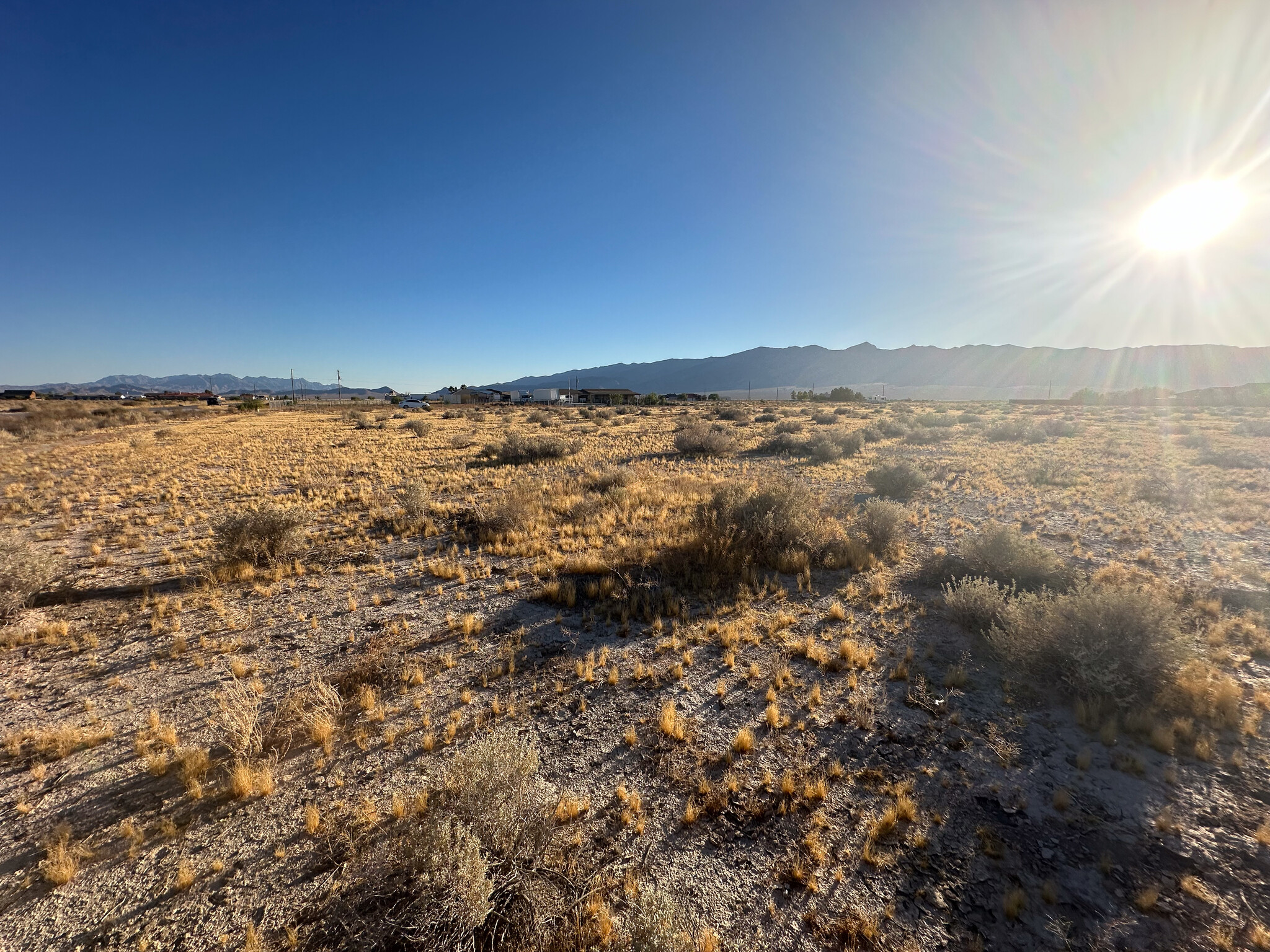 1950 Fuchsia st, Pahrump, NV for sale Primary Photo- Image 1 of 40