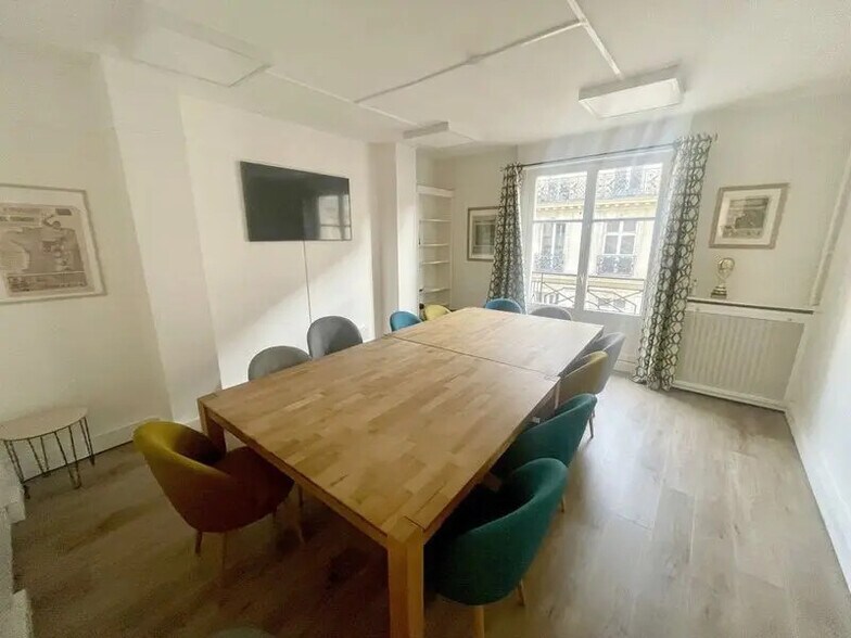 122 Rue De Provence, Paris for lease - Building Photo - Image 2 of 10