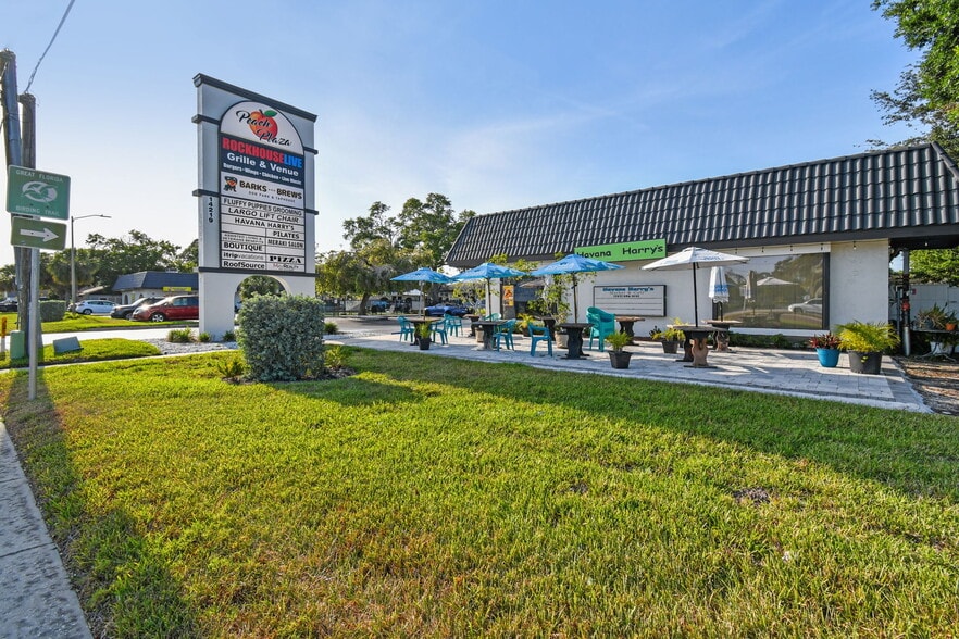 14219 Walsingham Rd, Largo, FL for lease - Building Photo - Image 3 of 40