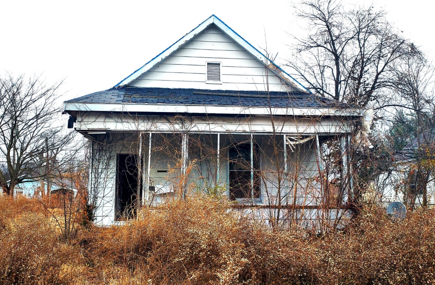 635 2nd St, Tamms, IL for sale - Primary Photo - Image 1 of 3